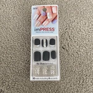 Brand new imPress nails